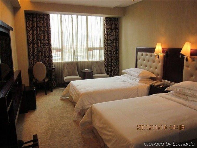 Vienna Hotel In Pinghu Square Shenzhen Room photo